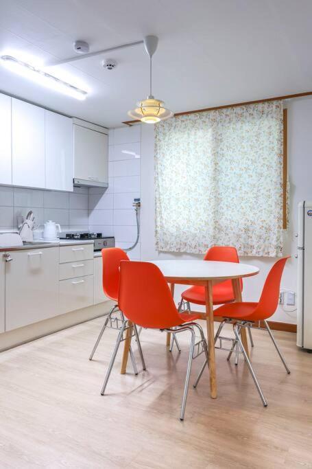 Holiday home Cozy And Comfy House/ Hongik St. Exit 2 10min